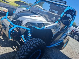 2016 can am 1000 R