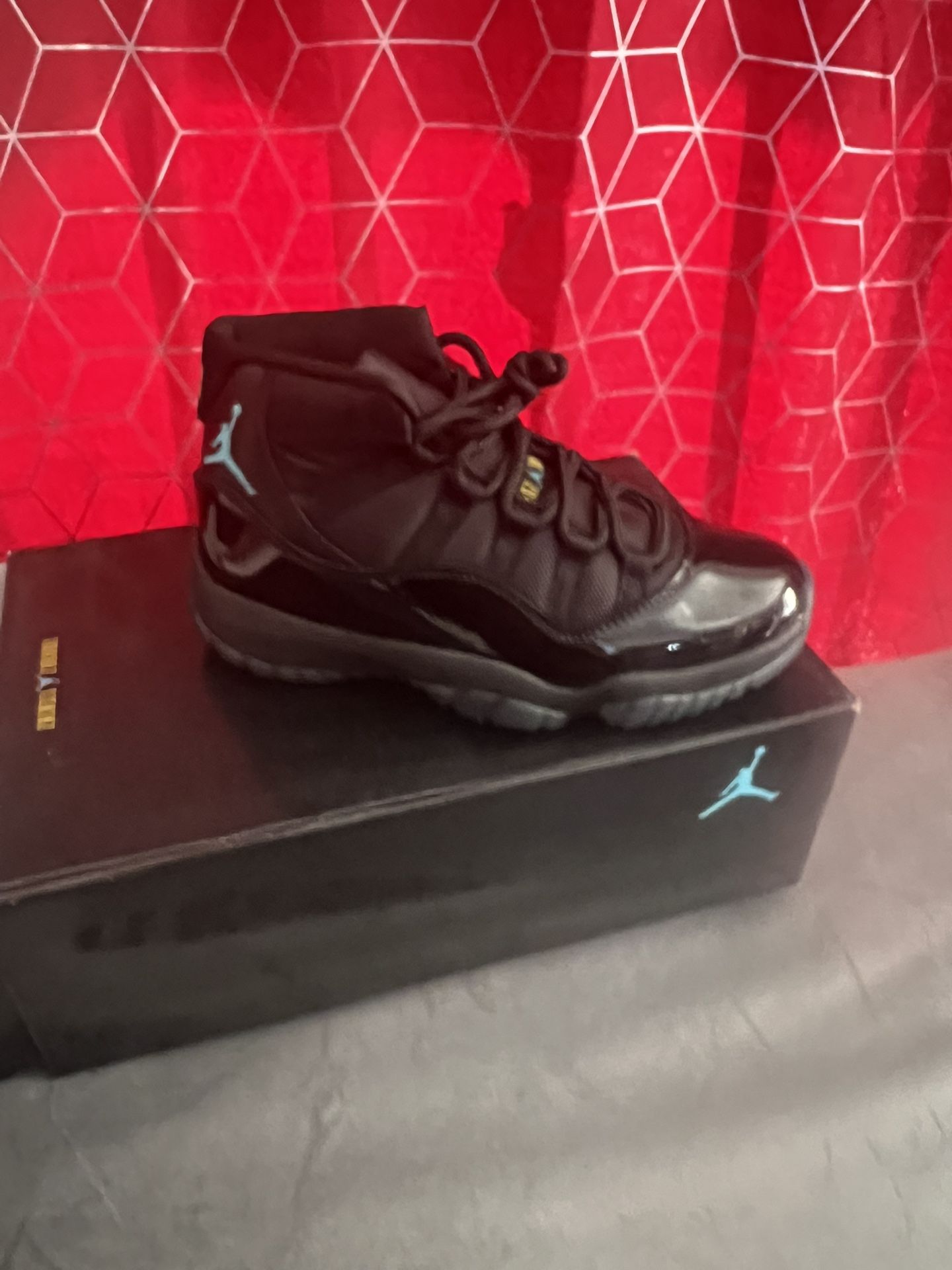 Jordan 11 Men Size 7.5. 8.5, 9, 10, 11, 12, 13