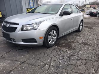 12 Chevy Cruz