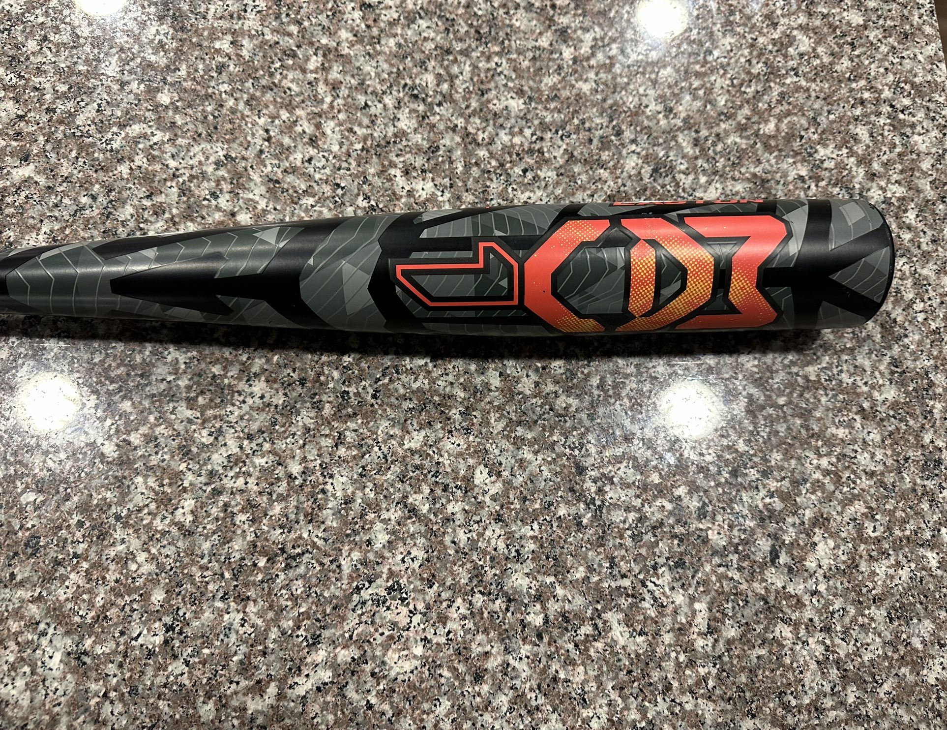 Easton Mav 1 