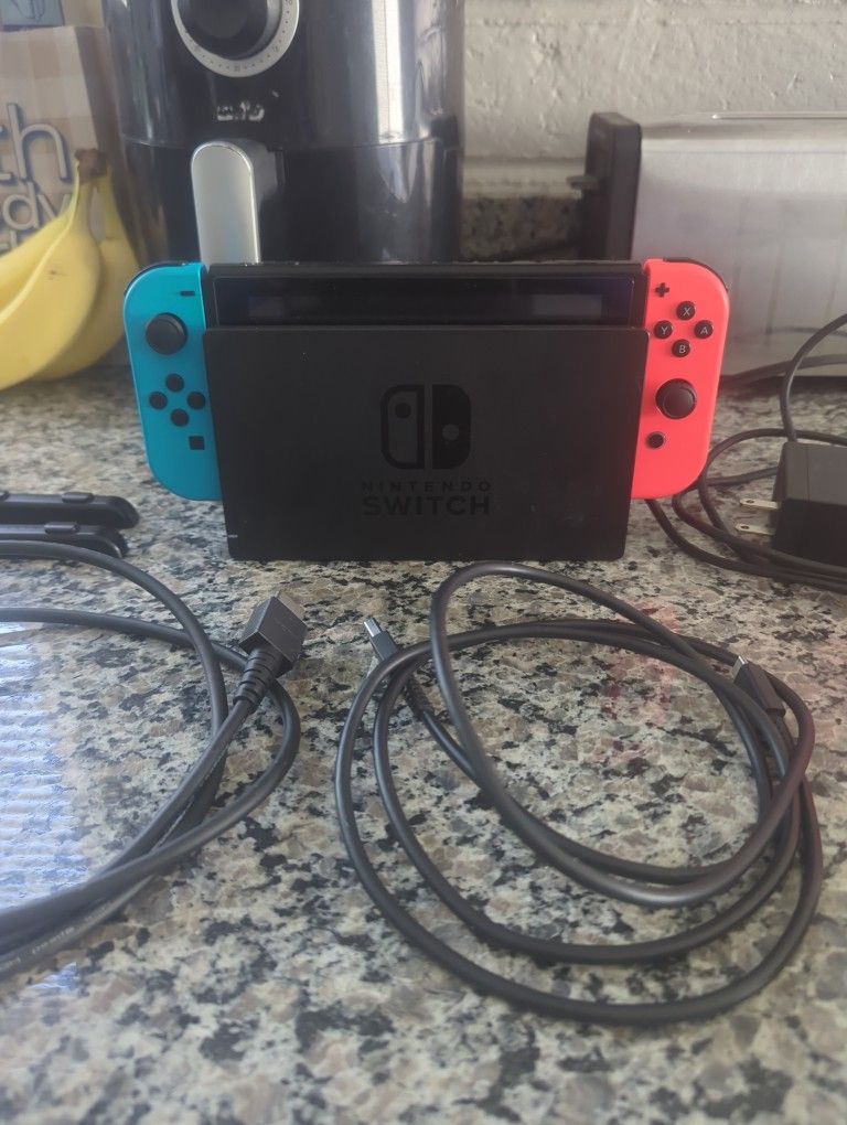 Nintendo Switch Console Bundle w/ Games & Accessories
