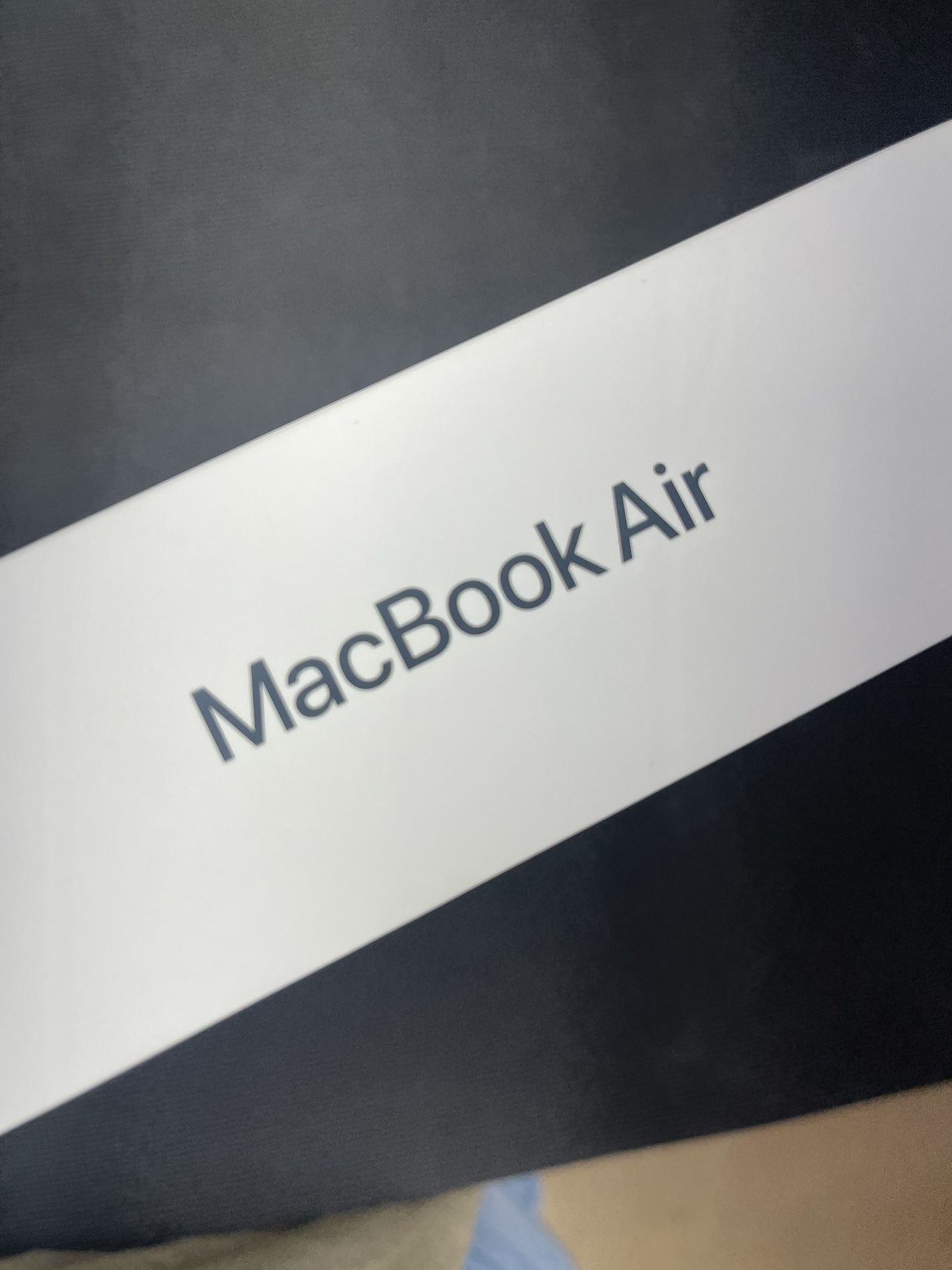 macbook Air M3, 512 GB, brand new sealed box