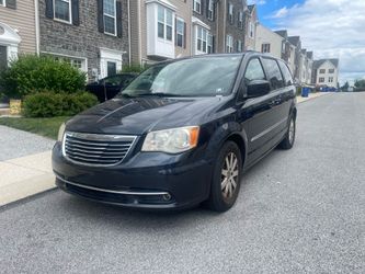 2014 Chrysler Town and Country Touring
