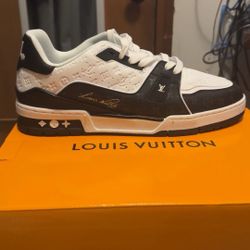 Louis Vuitton Sneaker