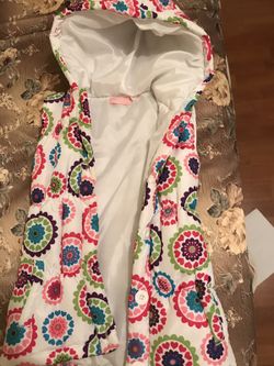 Colored vest with hoodie for girls, size 8 toddler