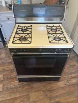 Gas stove