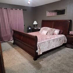 Solid Wood Bedroom Set