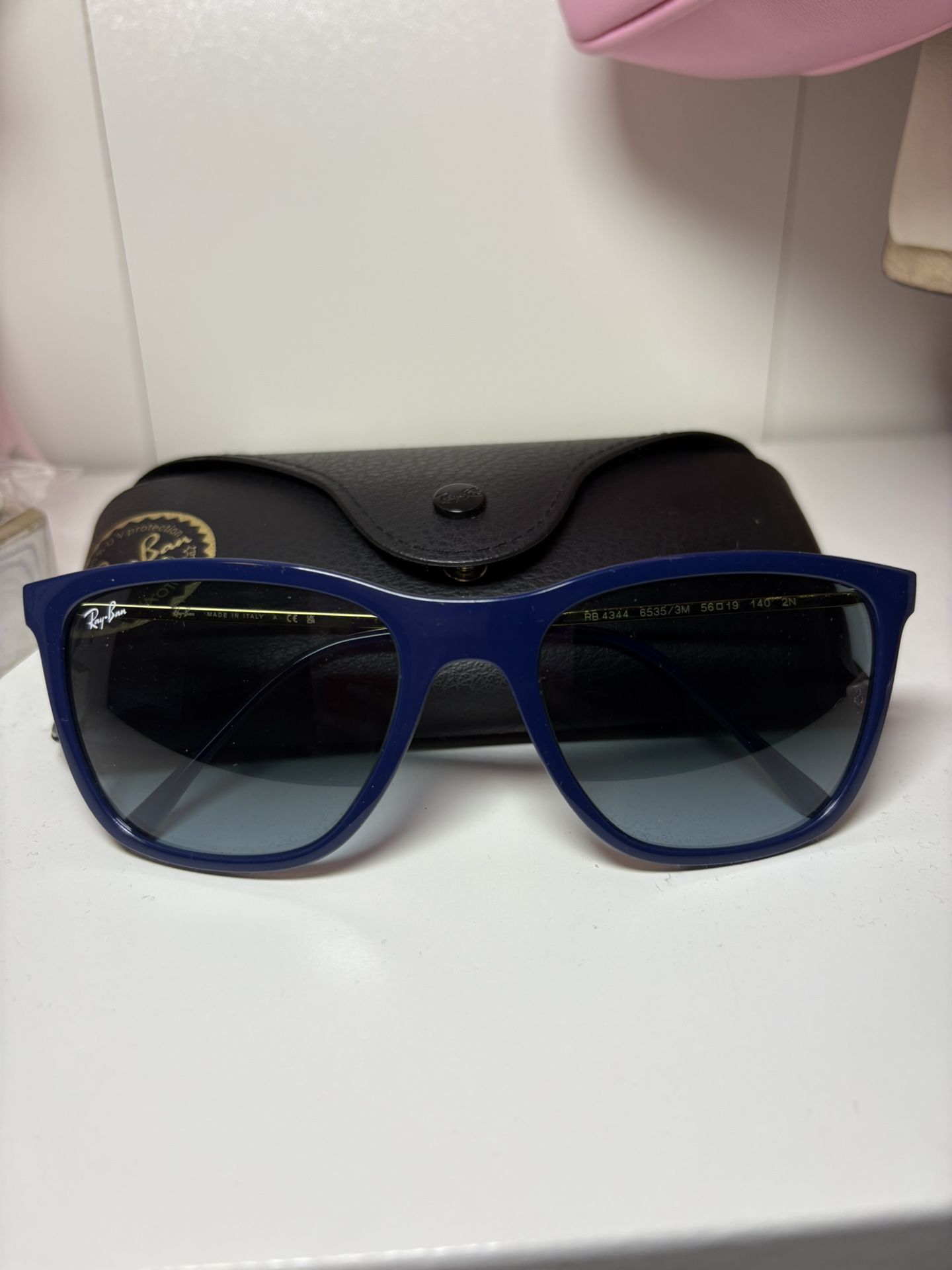 Women’s RayBan