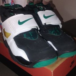 Emerald Green Air Nike Diamond Turf