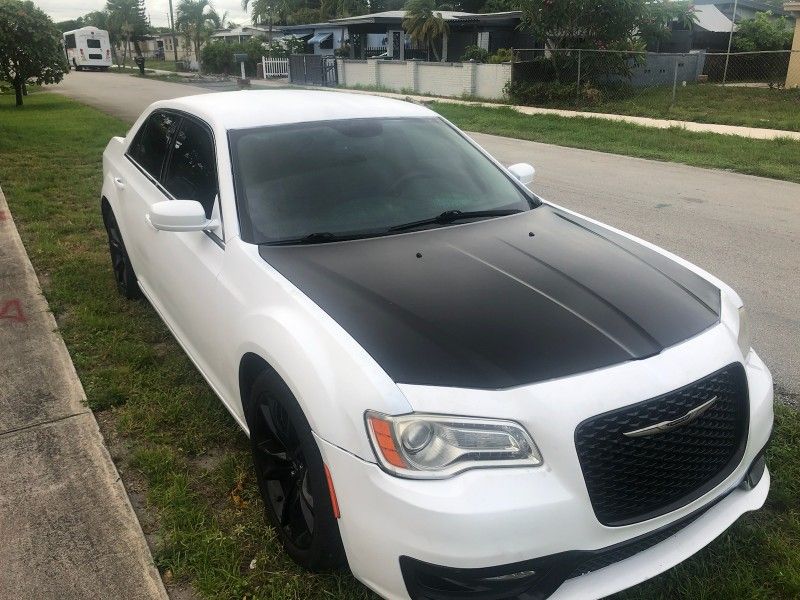 2014 Chrysler 300