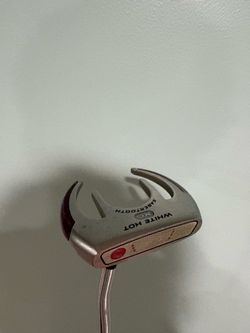 Odyssey White Hot Sabertooth Putter RH