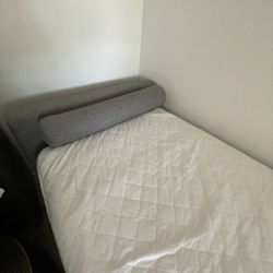 Twin bed - gray