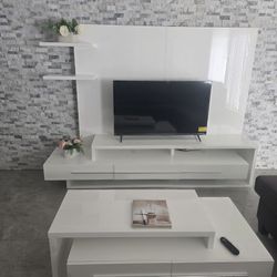 Living Room Tv Set With Coffee Table 