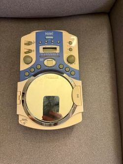 Shower Radio with cd player