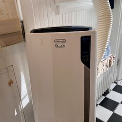 PORTABLE 4 IN 1  AC,DEHUMIDIFIER, FAN,ECT.