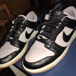 NIKE Dunk Lows WMNS Size 10.5 ("Black Crocs" - Pink/Black Faux Crocodile Leather/Pearl Encrusted Heels)