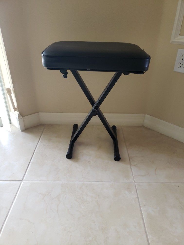 LoDuca Bros Musicians Bench 
