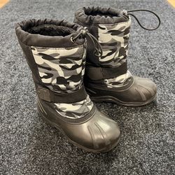 Kids Snow boots - Size 1