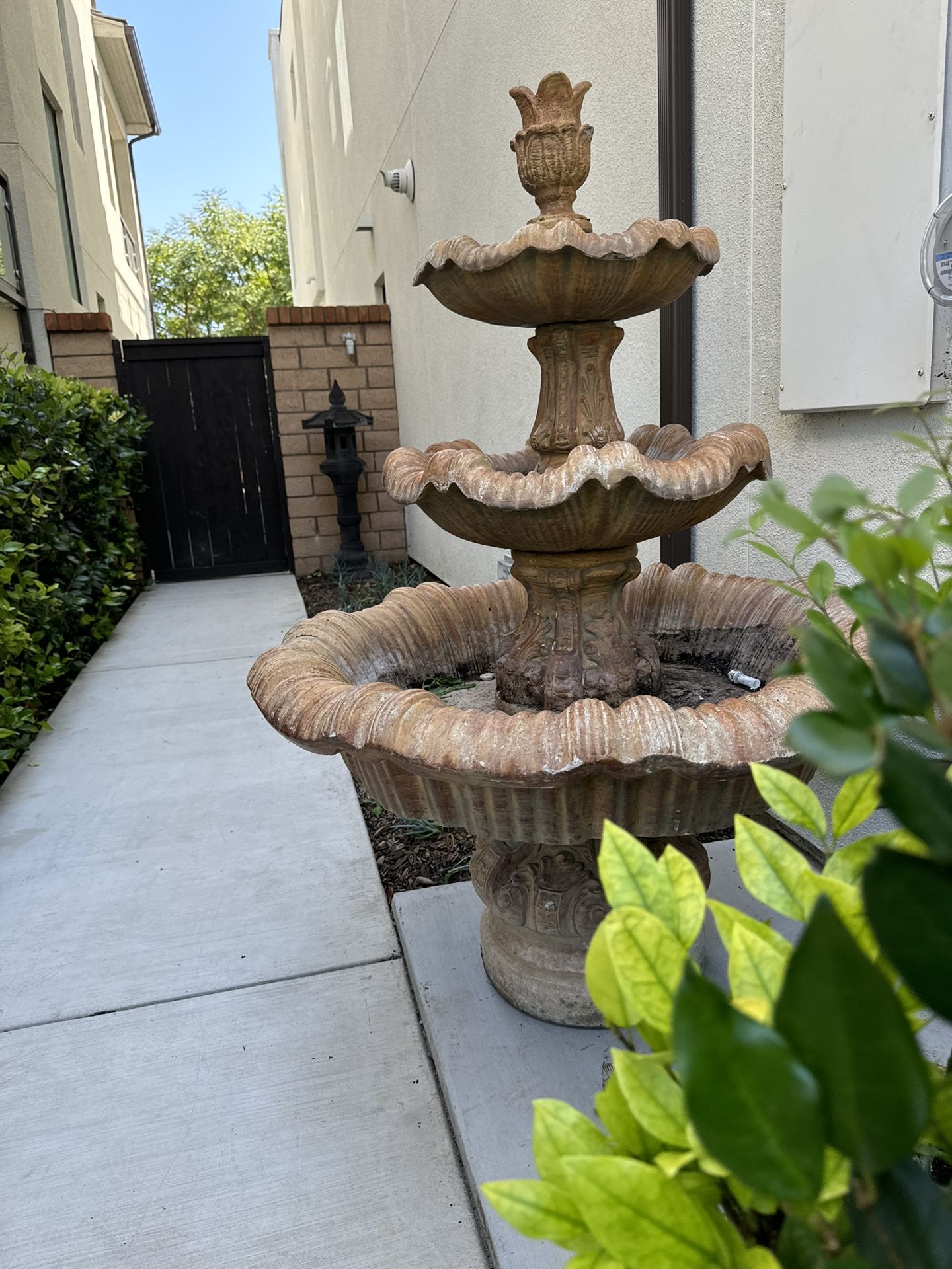 Large Fountain