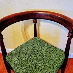 Antique 20th Century Mahogany Corner Chair