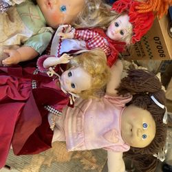 Old Dolls/ Care Bears 