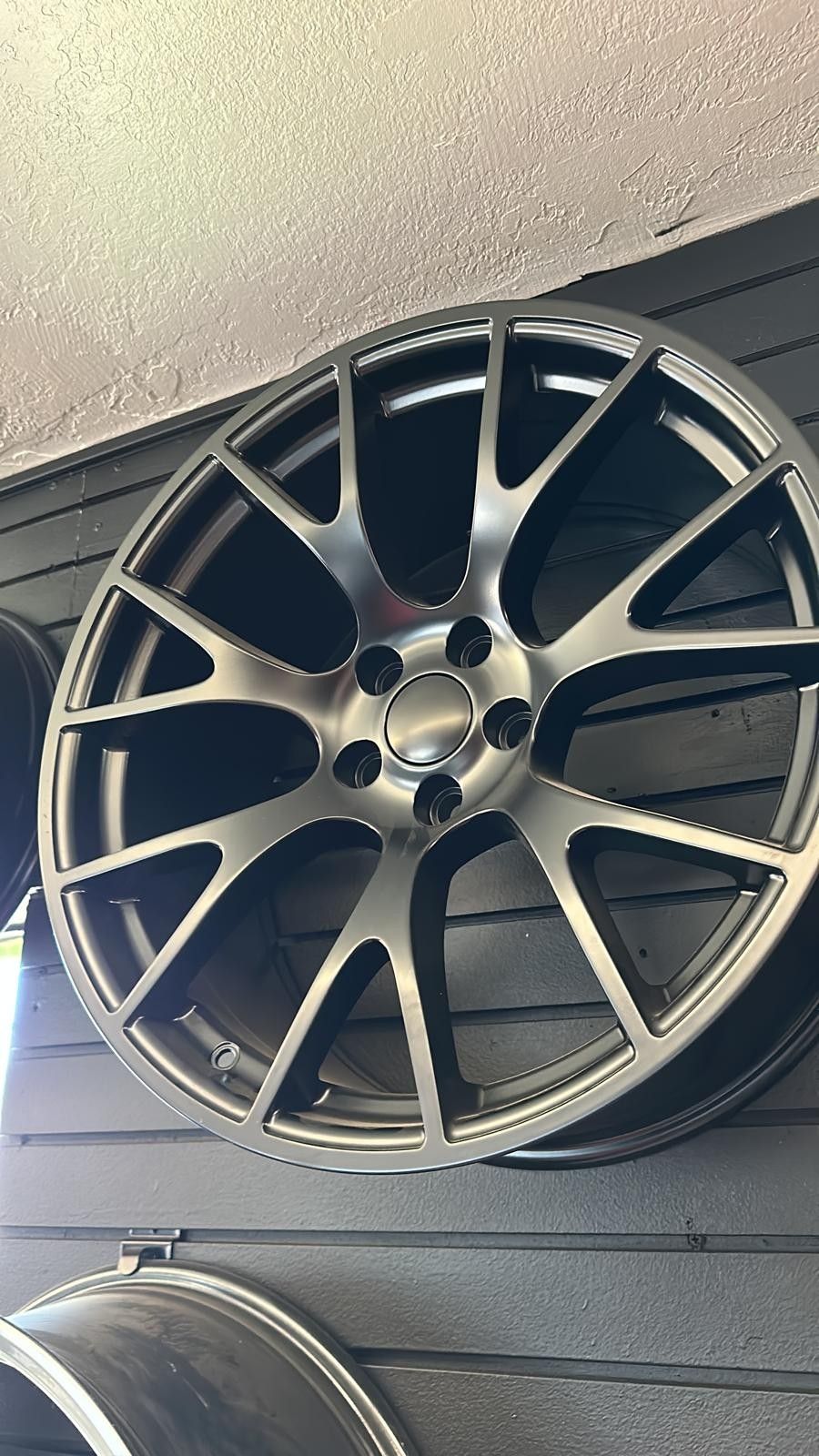 20 Inch Srt Rims 5x115 With Tires 245 45 20 for Sale in Phoenix, AZ ...