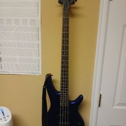 Sound Gear By Ibenez Bass Guitar 