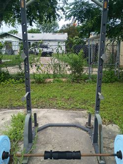 Grey Squat pull up rack