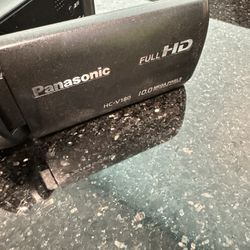 Panasonic - HC-V180K - Full HD - Camcorder (Black)