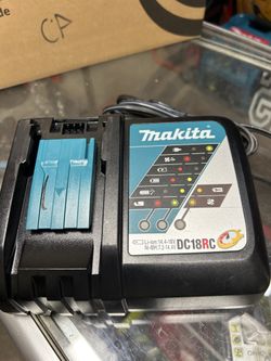 MAKITA 18v rápid charger