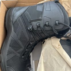 Black work boots size 9 