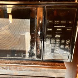 Above Range Microwave Oven And Exhaust Fan