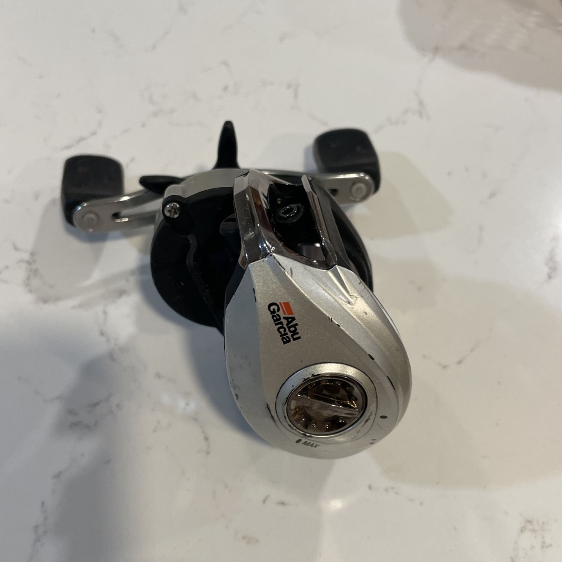 ABU GARCIA SILVER MAX3 SMAX3 6.4:1 RATIO RIGHT HAND BAITCAST REEL