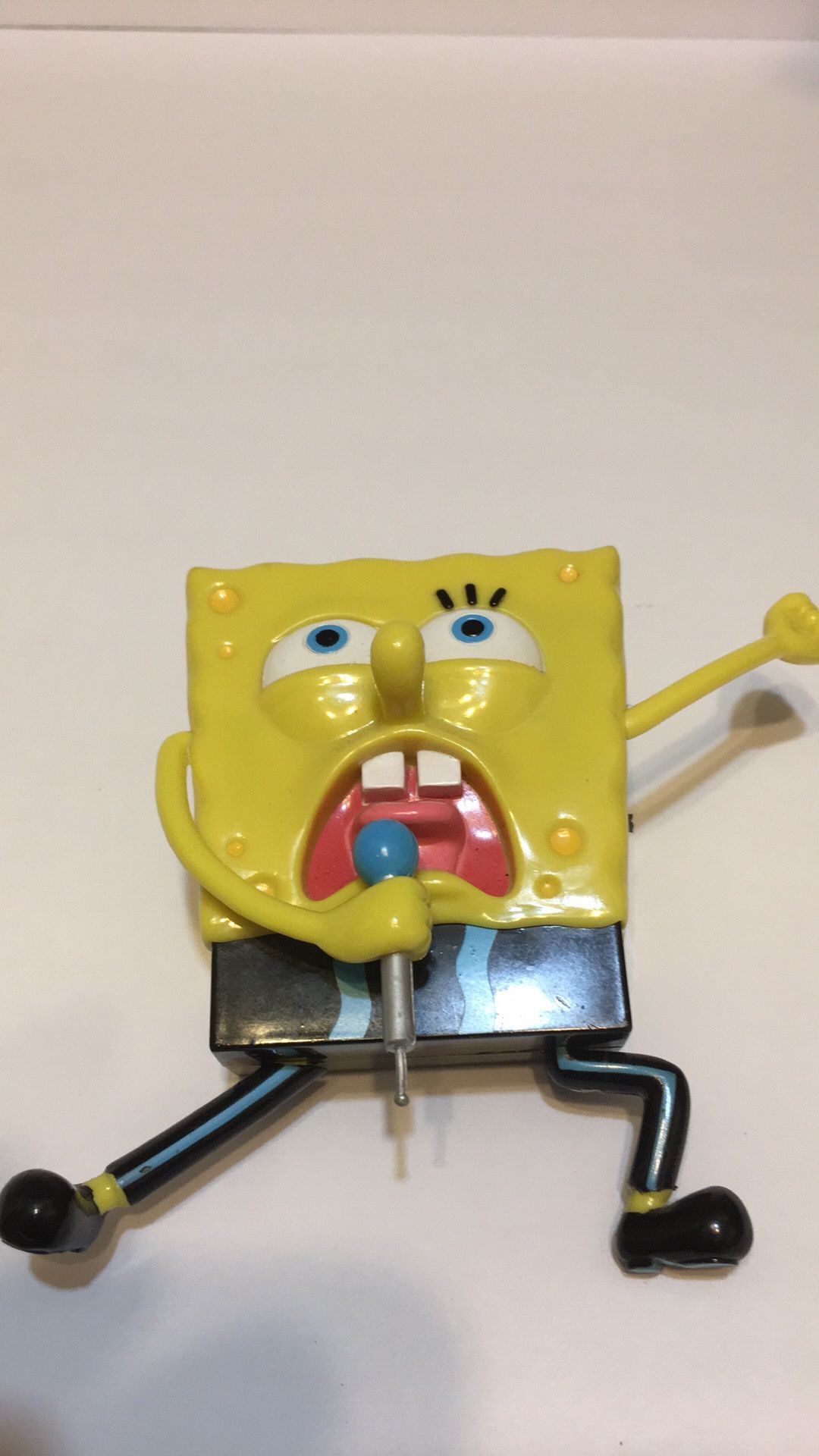 SpongeBob rockstar mini radio AM/FM new