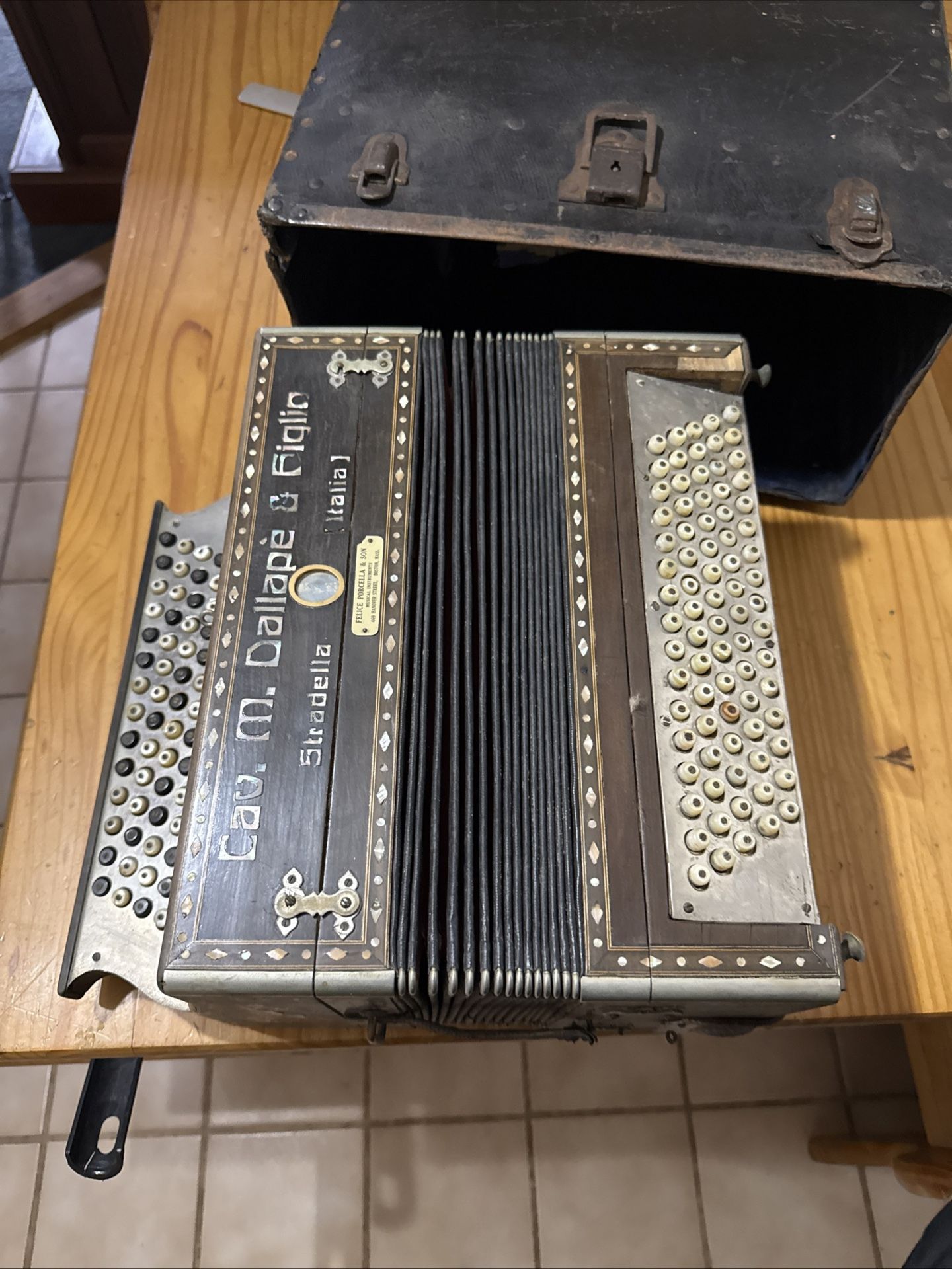 Cav. M. Dallapè & Figlio Accordion 