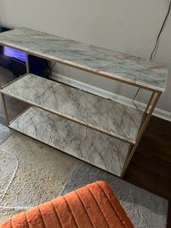 Three tier table