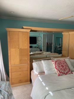 bed entertainment/ dresser setup