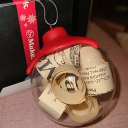 NEW SET 4 " MAKERS MARK" BOURBON ORANAMENTS