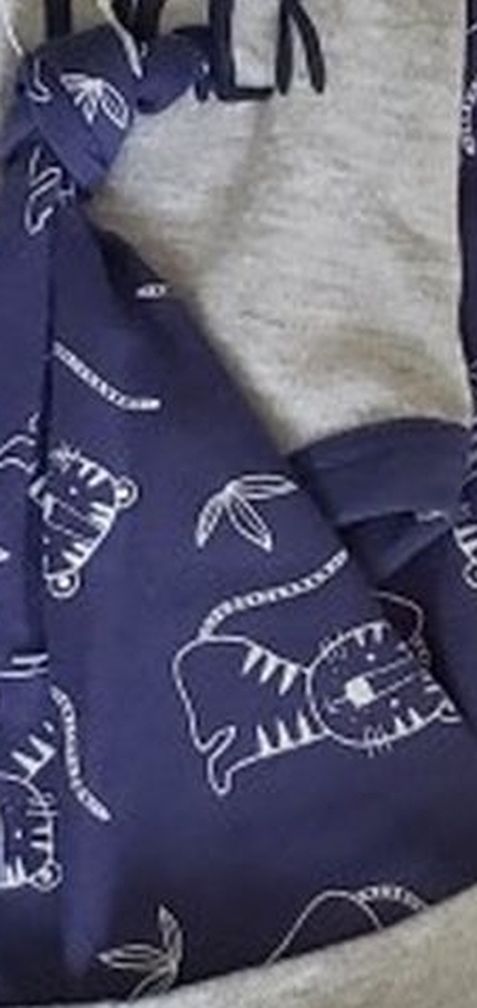 Baby TIGER ONESIE 6-9 Months