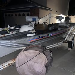 Aluminum Hull Bass Bat