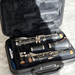 Gently Used Yamaha 250 Student Clarinet