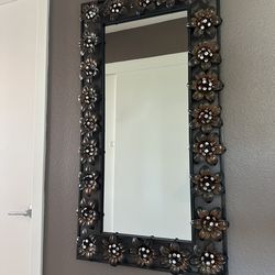Gorgeous Metal Sculpture Wall Mirror