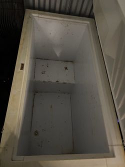 Deep freezer