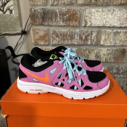 Women Nike Running Shoes