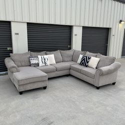 Large Beige/Tan Sectional Couch. Free Delivery!