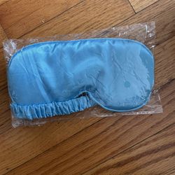 Brand New Ice Blue Smooth Eye Mask  The minimalist silk-covered blackout eye mask is in icy blue color and is very eye-catching.