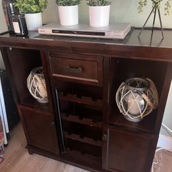 Mini Bar 