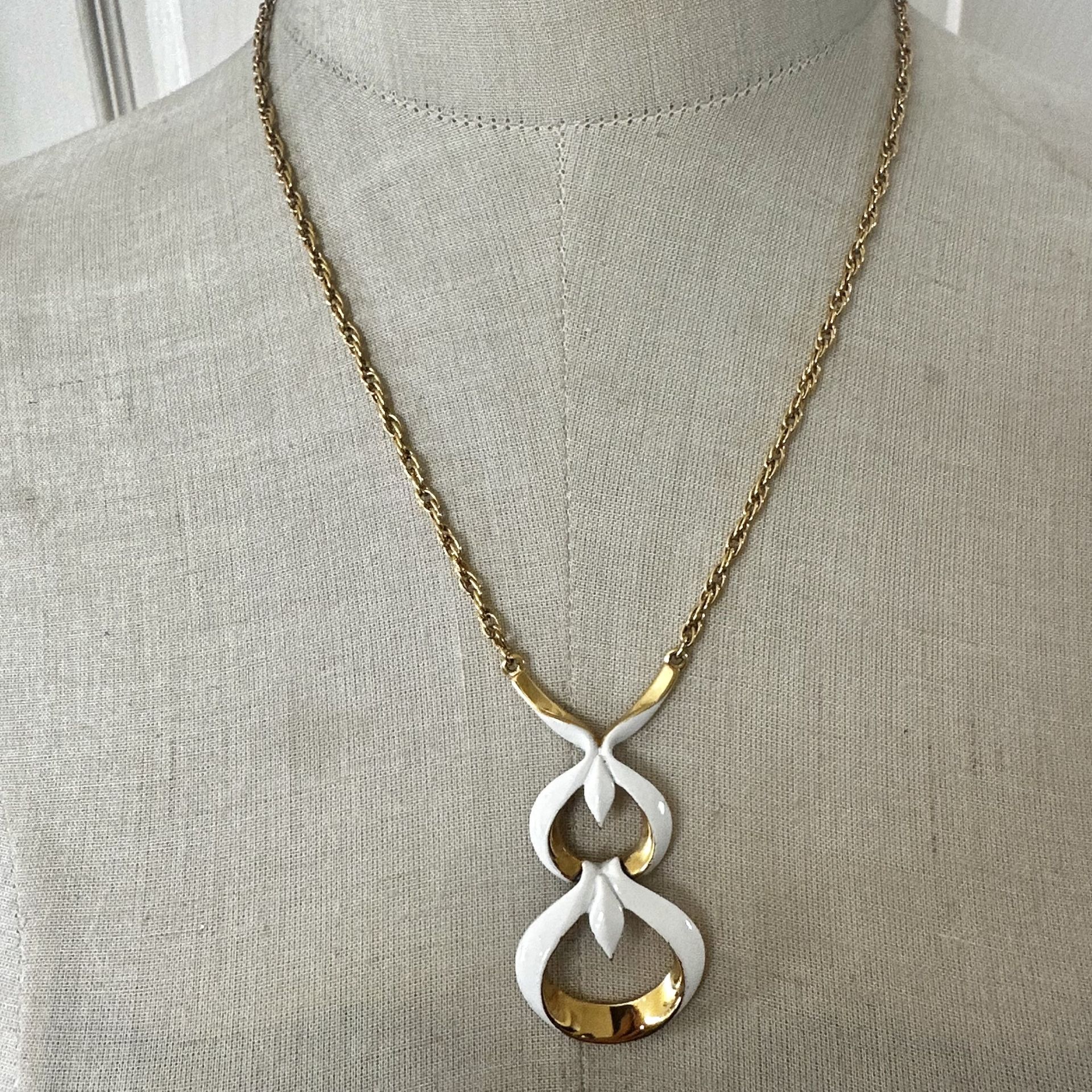 Vintage Trifari White Enamel & Gold-Tone Pendant Necklace