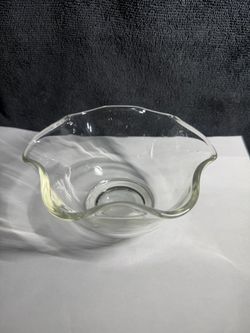 Vintage Indiana Glass Scalloped Edge