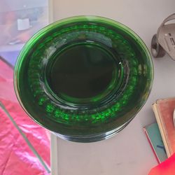 12. Beautiful Green Vintage Plates